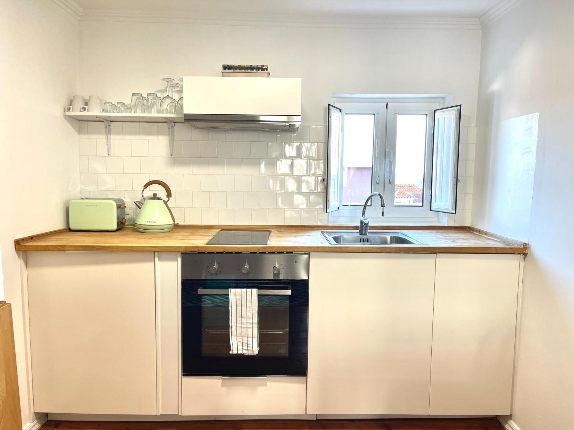 Apartments Center Alfama Lisbon Room photo
